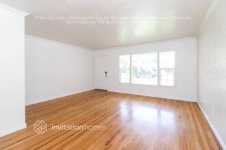 909 Cottage Dr in Woodland, CA - Foto de edificio - Building Photo