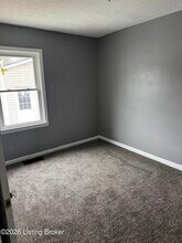 4910 Ranchland Dr in Louisville, KY - Building Photo - Building Photo