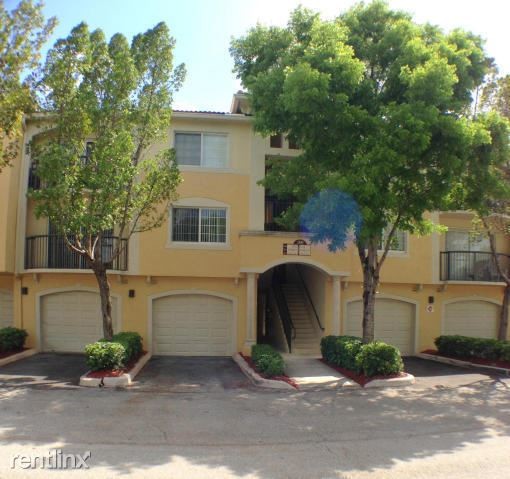 400 Crestwood Ct N-Unit -Apt 411 in Royal Palm Beach, FL - Building Photo - Building Photo