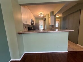1516 Harvest Ln in Westmont, IL - Building Photo - Building Photo