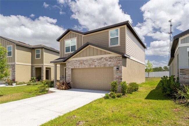 8688 Sportsman Lp in Groveland, FL - Building Photo - Building Photo