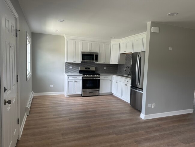 11220 1st St, Unit 4 in Mokena, IL - Building Photo - Building Photo