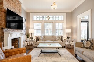 2017 Elm St in Cincinnati, OH - Building Photo