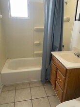 200 N Muriel Dr in Barstow, CA - Building Photo - Building Photo