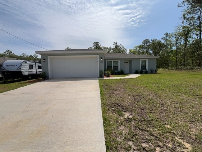 property at 1866 W Hialeah Dr
