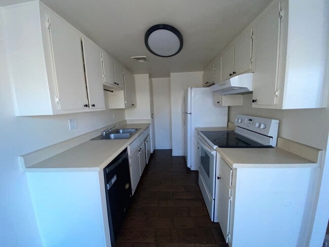 property at 860 E Brown Rd