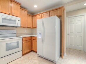 7110 Chatum Light Run in Bradenton, FL - Building Photo - Building Photo