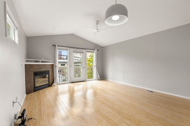 923 SE 34th Ave in Portland, OR - Building Photo - Building Photo