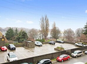 1080 Pacific St in Vancouver, BC - Building Photo - Building Photo