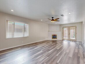 1701 Hoffman Dr NE in Albuquerque, NM - Building Photo - Building Photo