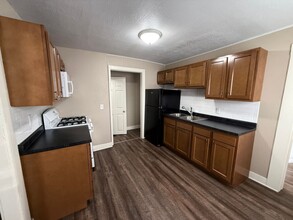 3407 Fairfield Ave-Unit -Apt 201 in Fort Wayne, IN - Building Photo - Building Photo