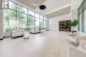 10 Honeycrisp Cres in Vaughan, ON - Building Photo - Building Photo