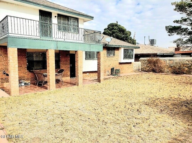 11824 Pete Rose Dr in El Paso, TX - Building Photo - Building Photo