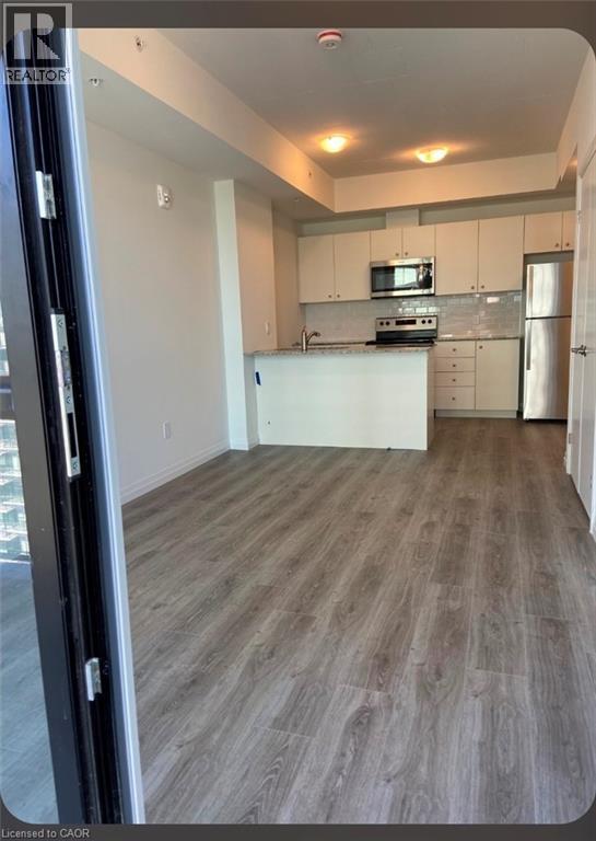 108 Garment St in Kitchener, ON - Building Photo - Building Photo