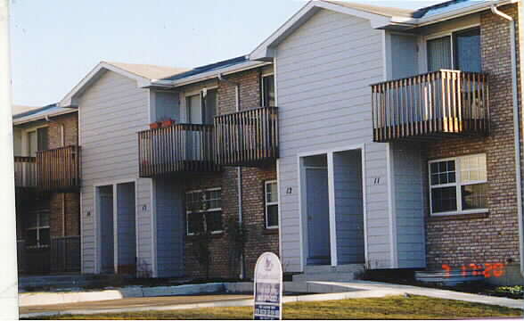 Westpoint Town Houses in Longmont, CO - Building Photo