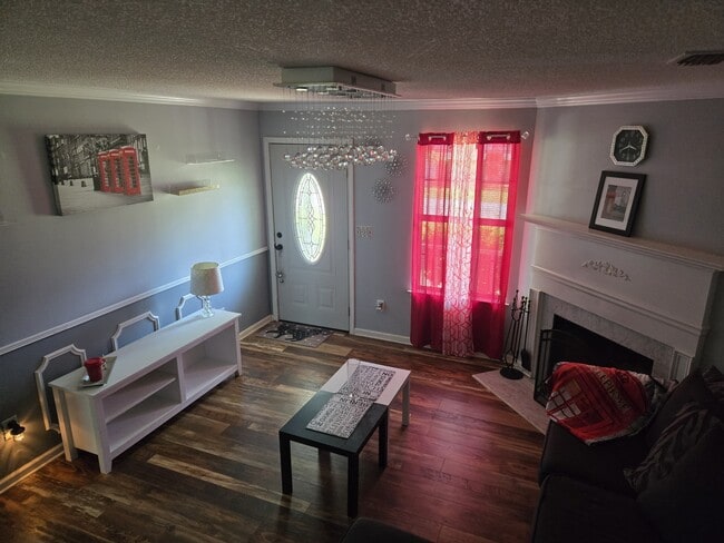 property at 326 Autumn Ridge Trl