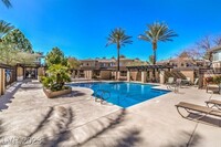 664 Peachy Canyon Cir in Las Vegas, NV - Foto de edificio - Building Photo