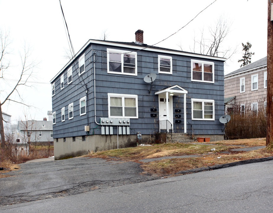 15 Bourne St in Worcester, MA - Building Photo