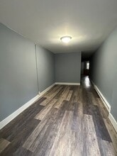 9 Sweets Ave in Trenton, NJ - Building Photo - Building Photo