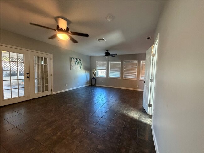 property at 2806 Pine St