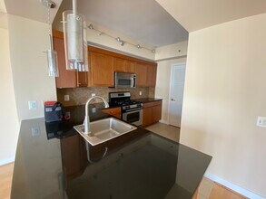 616 E St NW, Unit #1219 in Washington, DC - Building Photo - Building Photo