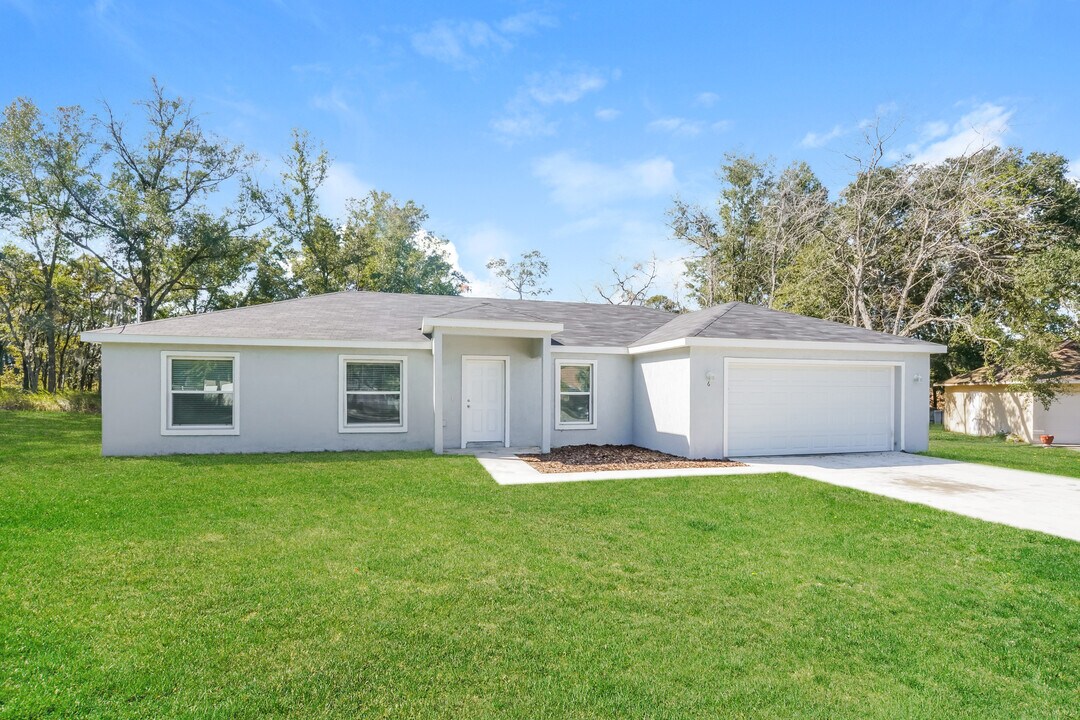 6 Dogwood Radial in Ocala, FL - Building Photo