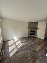 633 Renker Rd in Lansing, MI - Building Photo - Building Photo