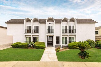 1738 Armacost Ave, in Los Angeles, CA - Building Photo - Building Photo