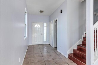 6427 Waldron Cir in Houston, TX - Building Photo - Building Photo