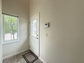 5606 Arbor Chase Dr in Ann Arbor, MI - Building Photo - Building Photo