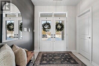 50 Dorothy Caine Cres in Georgina, ON - Building Photo - Building Photo