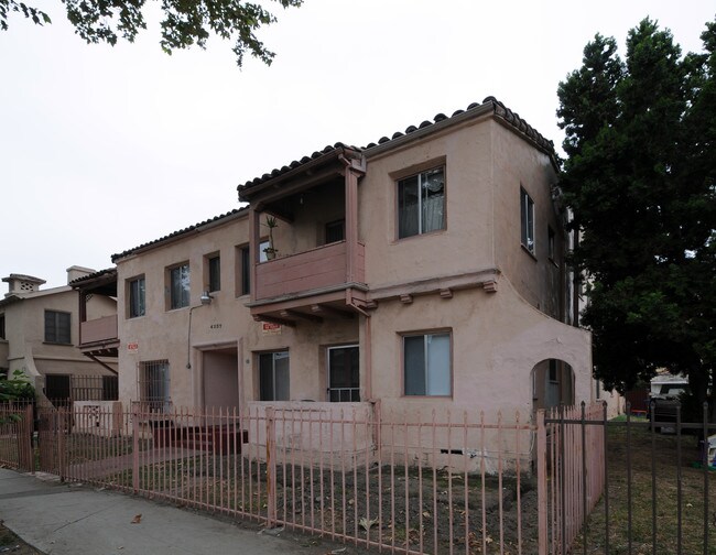 4237 8th Ave in Los Angeles, CA - Building Photo - Building Photo