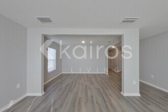 2838 NW 19th Pl in Cape Coral, FL - Foto de edificio - Building Photo