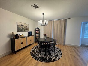 7509 Mockingbird Ln in Texas City, TX - Building Photo - Building Photo