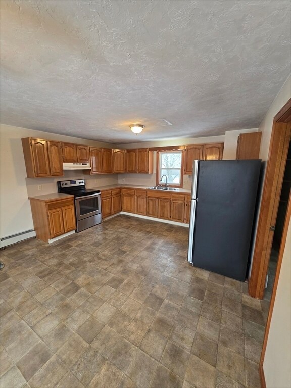 11 Pearl St in Middleboro, MA - Building Photo - Building Photo