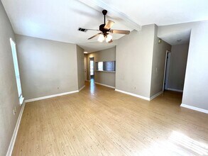 126 Meadowbrook Ct in Niceville, FL - Building Photo - Building Photo