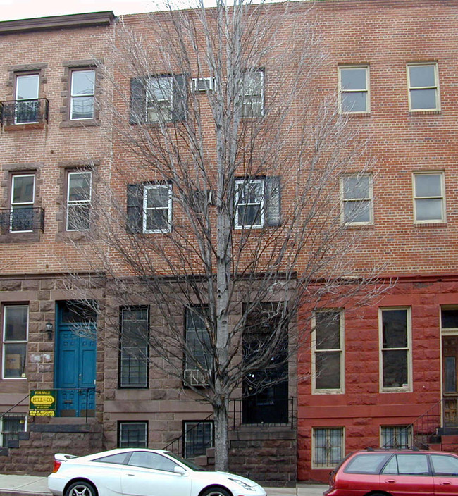 212 E Biddle St in Baltimore, MD - Building Photo - Building Photo