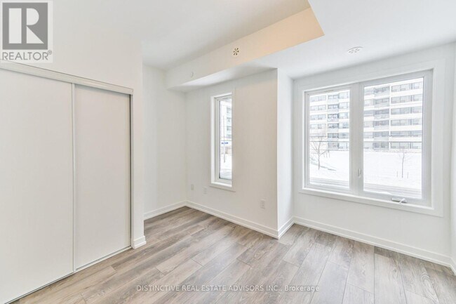 3069 Pharmacy Ave in Toronto, ON - Building Photo - Building Photo