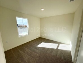 356 Halisan Ct in Merced, CA - Building Photo - Building Photo