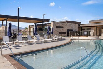 1743 Cedar Mesa Dr in Washington, UT - Building Photo - Building Photo
