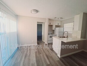 817 Bluebird Dr in Irving, TX - Building Photo - Building Photo