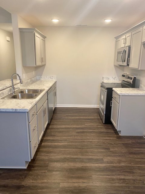 803 River Birch Rd in Bowling Green, KY - Building Photo - Building Photo