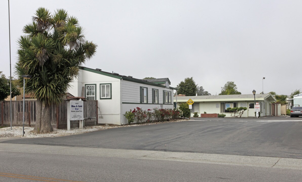 Blue & Gold Star Mobile Home Park in Santa Cruz, CA - Building Photo