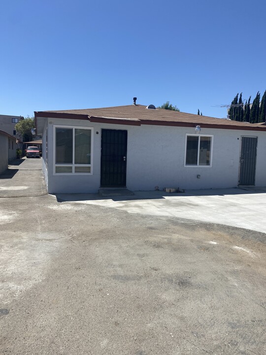 14105 Yukon Ave in Hawthorne, CA - Foto de edificio