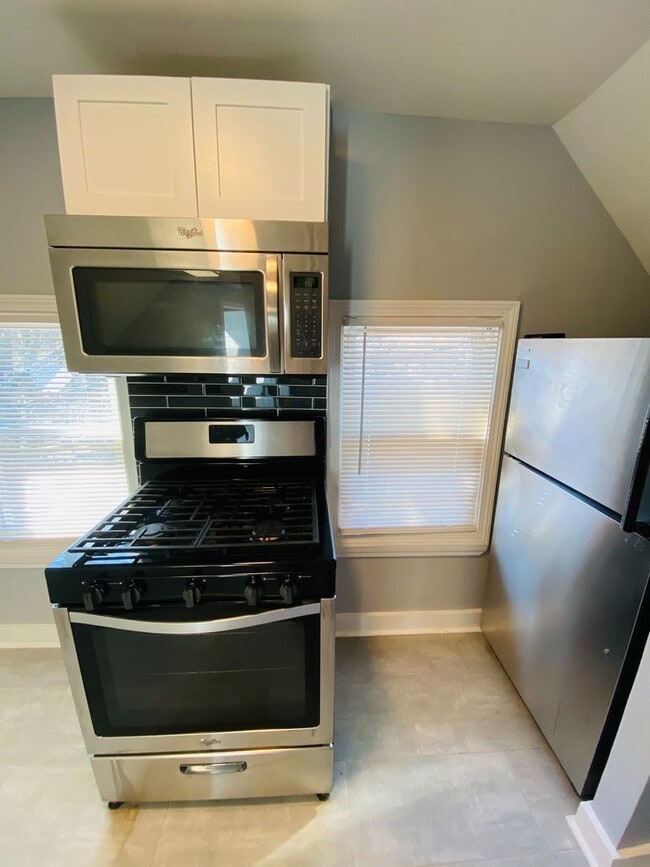 506 Ferry St in New Haven, CT - Building Photo - Building Photo