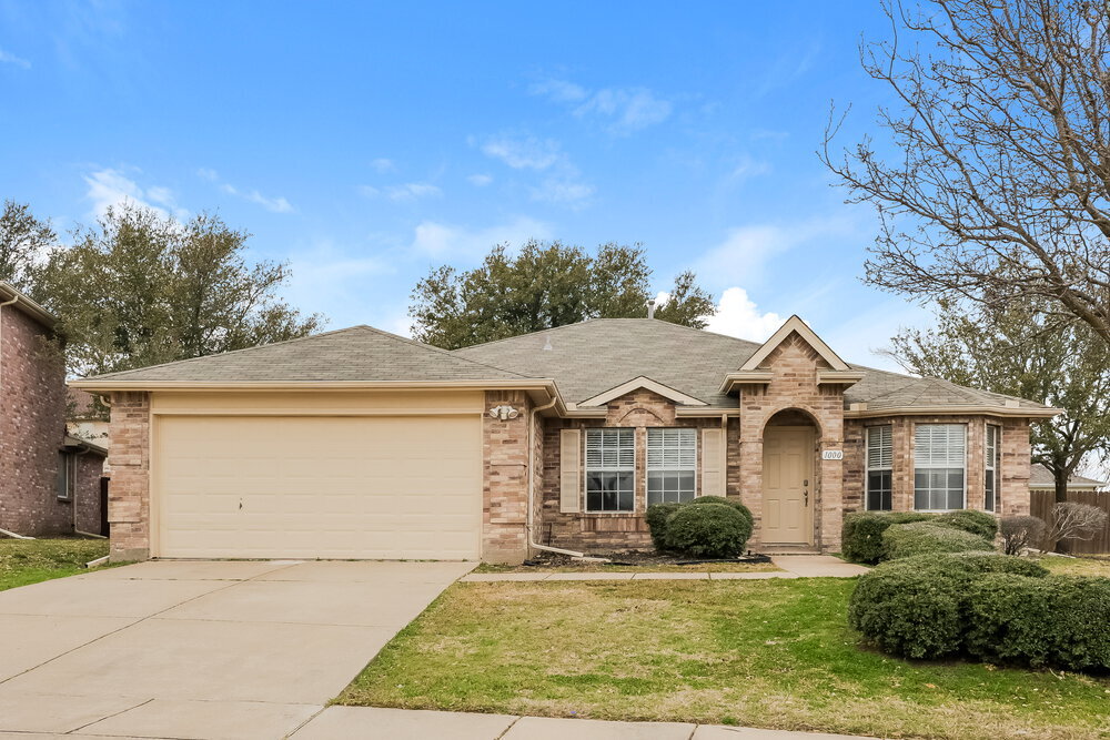 1000 Chatham Ln in Forney, TX - Building Photo