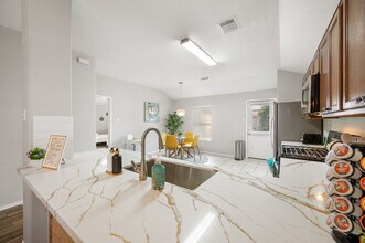 22211 Bellow Glen Dr in Katy, TX - Foto de edificio - Building Photo