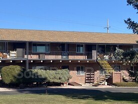 434 Valley Hi Cir in Colorado Springs, CO - Building Photo