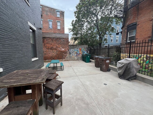 property at 526 E 12th St