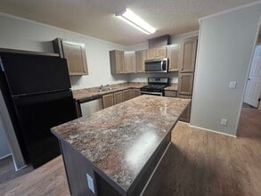 3709 Juniper St in Village of Clarkston, MI - Building Photo - Building Photo